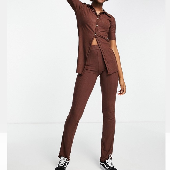 Ribbed flare pants in brown 🤎 part of a set - Picture 3 of 5